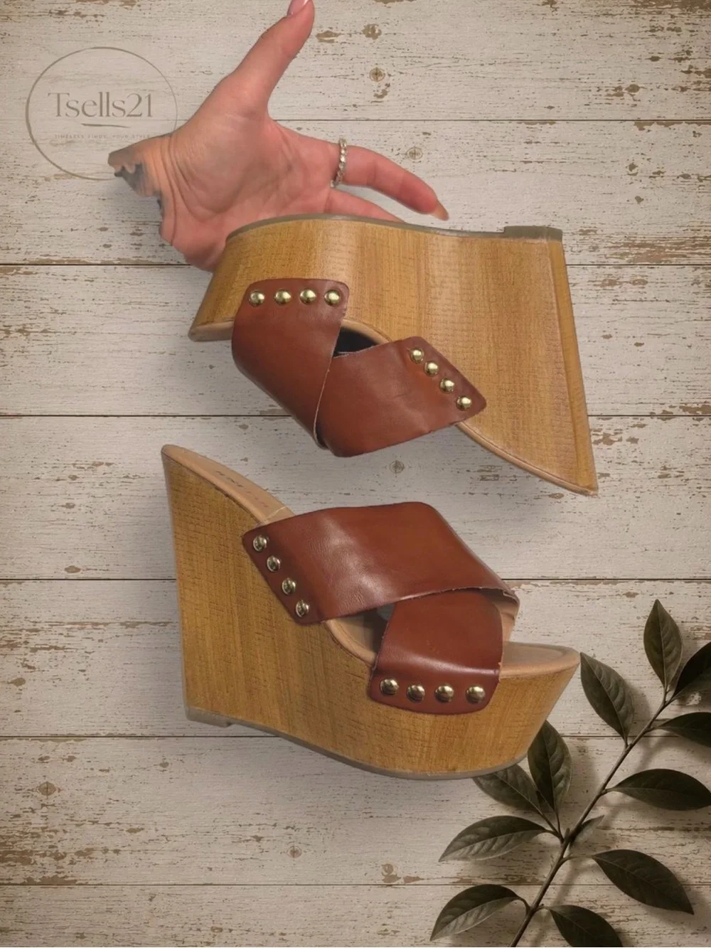 JustFab Faux Wood Chunky Platform Wedge Sandals - Size 7